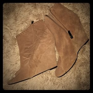 Vince camuto booties
